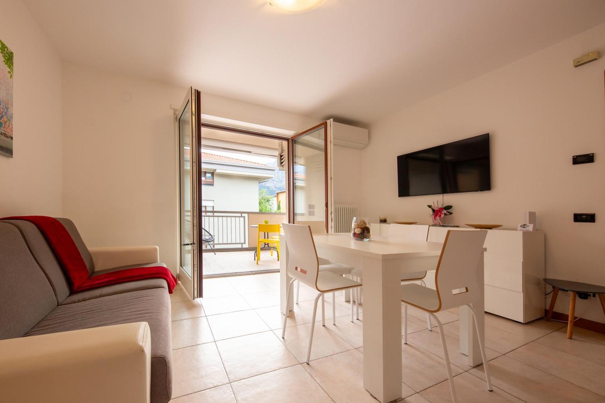 Sun & Fun Apartment - Morena Riva del Garda Exterior foto